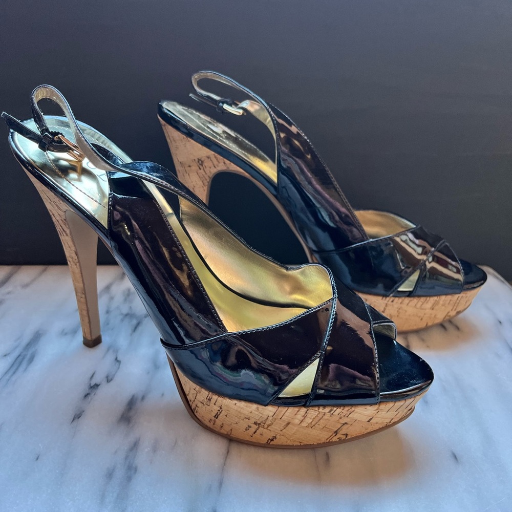 GUESS sexy black patent leather slingback Heels